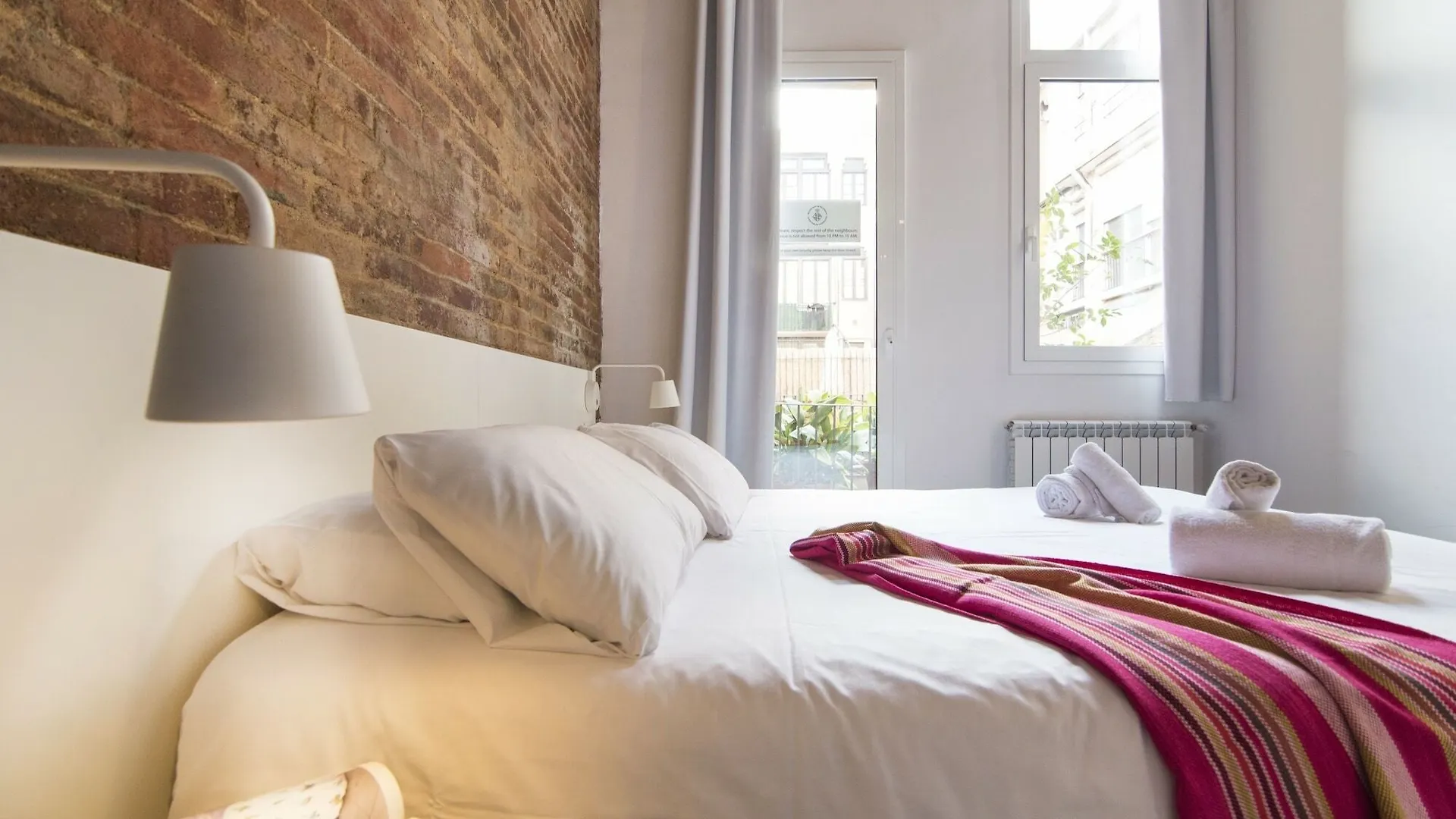 Apartment Happy People Plaza Espana Barcelona Spain